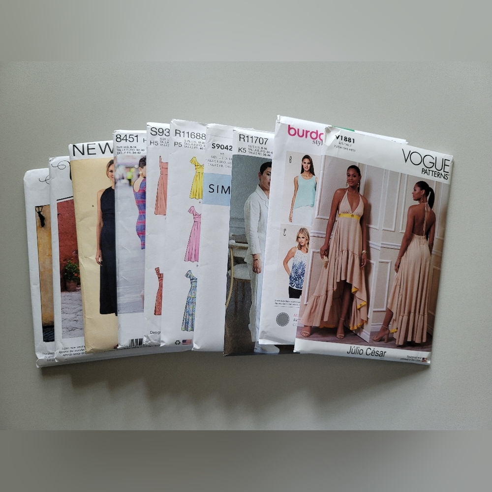 ‼️MUST GO‼️ Lot of 10 women's sewing patterns